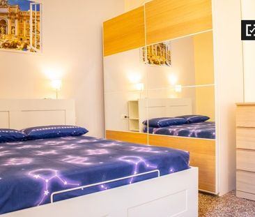 rome, Lazio 00176 - Photo 6