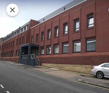 1 Bed Flat, Liverpool Road, LU1 - Photo 1