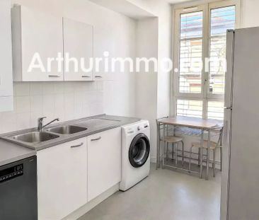 Location Appartement 4 pièces 97 m2 à Saint-Forgeux - Photo 3