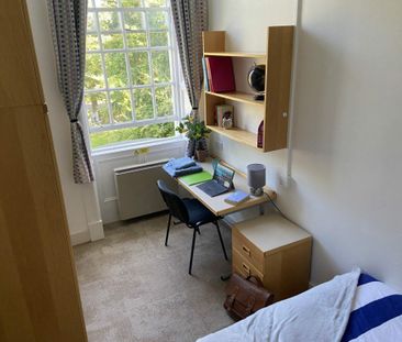 1 bedroom in a house share to rent - Photo 6
