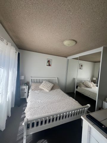 Kensington - Photo 3