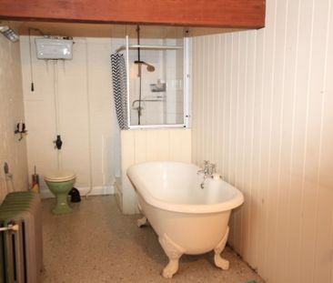 1 Bedroom , Chester - Photo 6