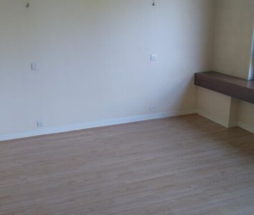Location Appartement 6 pièces 112m² VANDOEUVRE LES NANCY 54500 - Photo 3