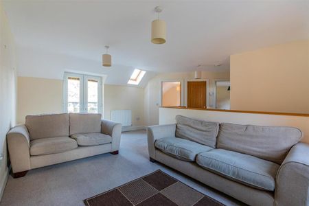 2 bedroom duplex to rent - Photo 2