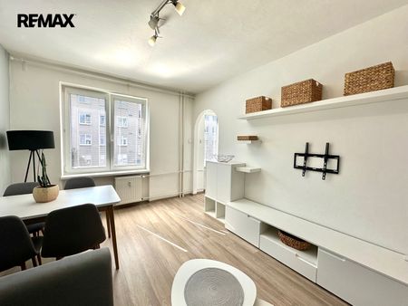 Pronájem bytu 3+1 v osobním vlastnictví 63 m², Vsetín - Photo 2