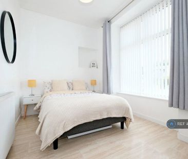 1 bedroom flat to rent - Photo 6