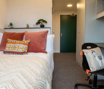 Gold Ensuite - Photo 4