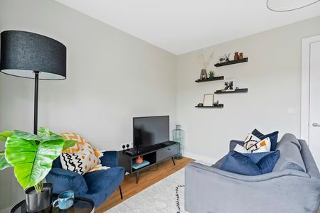 3 bedroom house - Photo 3