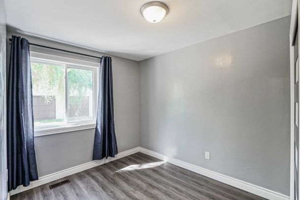 For Lease - 257 Parkway Avenue, Georgina, Ontario - Photo 1