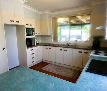 63 Desmond Street, Cessnock NSW 2325 - House For Rent | Domain - Photo 4