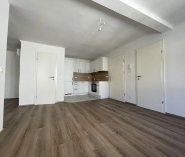 Traumhafte 2 Zimmer Dachgeschoßwohnung - Erstbezug nach Komplettsan... - Photo 4