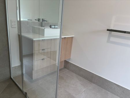 Located in a serene neighbourhood - Photo 4