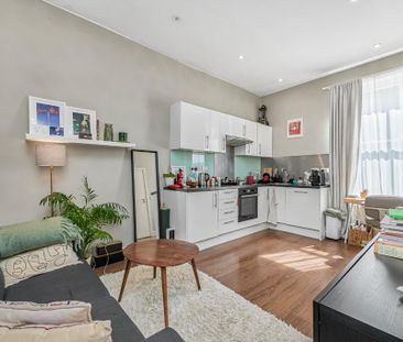 1 bedroom property to rent - Photo 1