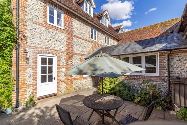 4 bedroom cottage to rent - Photo 1