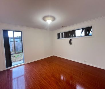 Cozy Dream Home Calling! - Photo 4