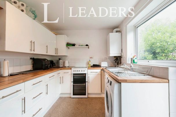 2 bedroom house to rent Keats Way, Hitchin, Hertfordshire, SG4 - Photo 1