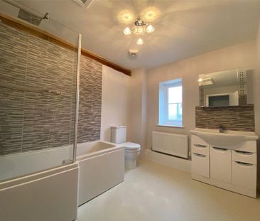 2 bedroom semi-detached house to rent - Photo 6