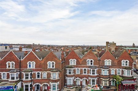 Tooting High Street, Tooting, SW17, London - Photo 5