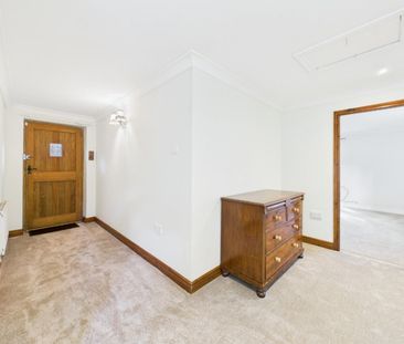 2 bedroom Bungalow To Let - Photo 3