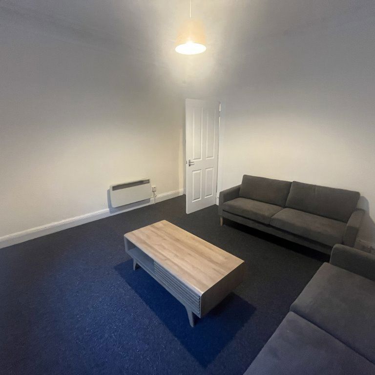 GR Baldovan Terrace, Dundee - Photo 1