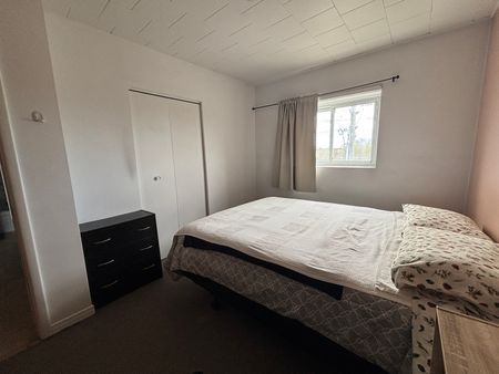 25-15 Adelaide St, Kingston, ON K7K 1Y3 - Photo 3
