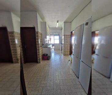 Room in shared apartment in Porto - Foto 1