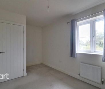 2 bedroom semi-detached house to rent - Photo 5