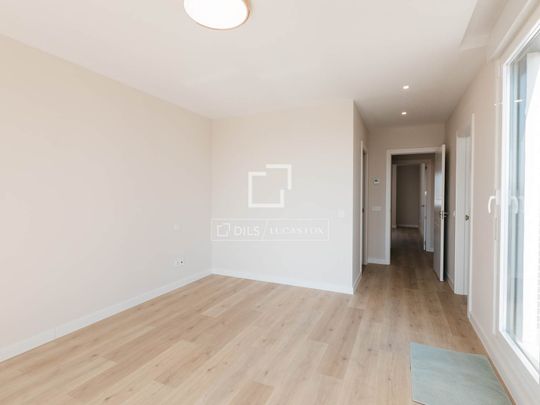 New build 4 Bedroom house / villa for rent in Villaviciosa de Odón, Madrid - Photo 1