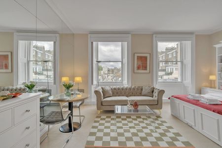 Lyall Street - Photo 3