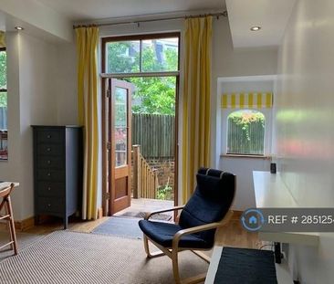 1 bedroom flat to rent - Photo 3