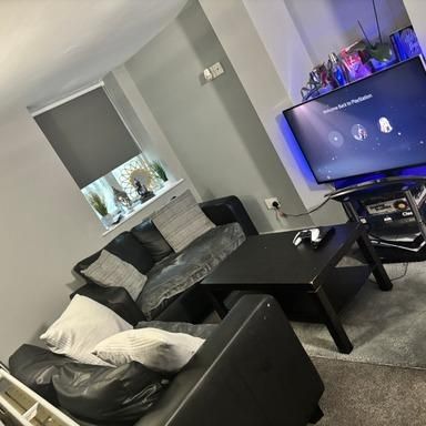 52B St. Michaels Road, Leeds, LS6 3BG - Photo 1