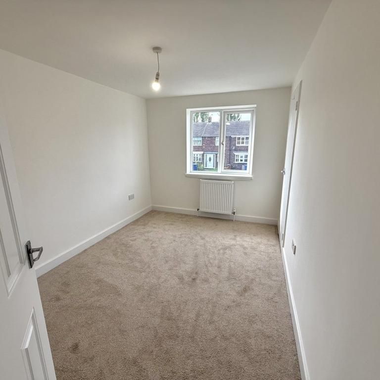 3 bedroom terraced house to rent - Photo 1