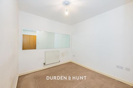 Studio to rent - Photo 3