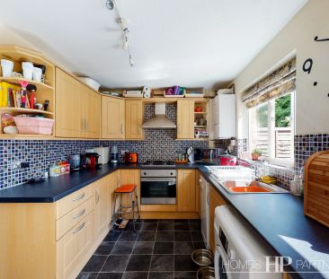 Kenilworth Close, Crawley, RH11 - Photo 6