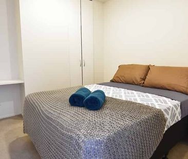 Prime City Living – 2 Bedroom Apartment - Photo 5