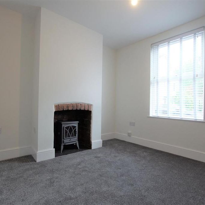 2 bedroom terraced house to rent - Photo 1