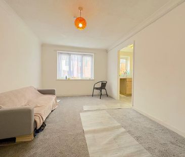 1 bedroom ground floor flat to rent - Photo 6