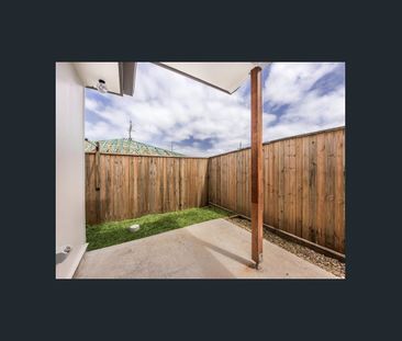 Prime Location - 2 Bedroom - Photo 1