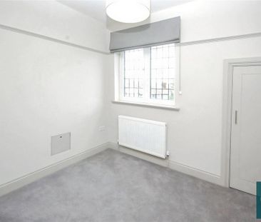 4 bedroom semi-detached house to rent - Photo 1