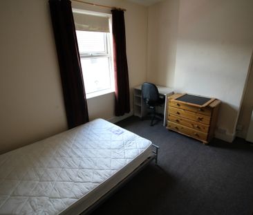 4 Bed Student Accommodation - Photo 1