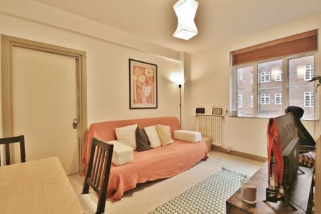 Latymer Court, Hammersmith Road, Hammersmith, London, W6 - Photo 2