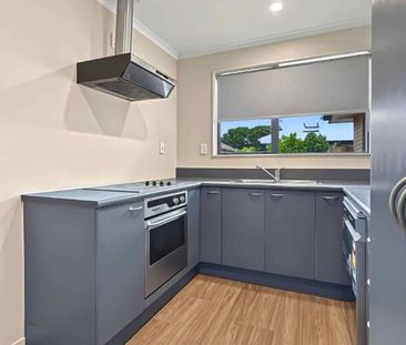 Freshly Updated Family Home Close to the Beach - Photo 4