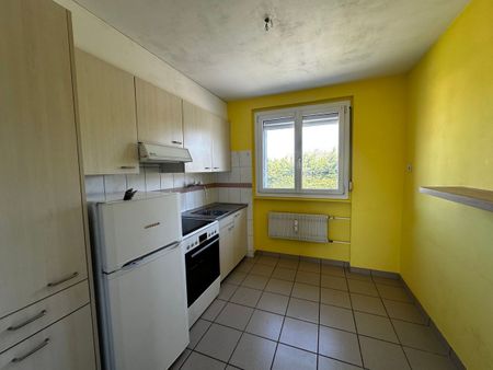 4.5 room apartment of 70 m² with balcony Mont-Terri 2 - Photo 2