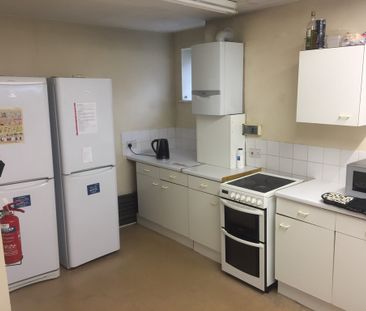 1 bedroom Studio to let - Photo 4