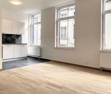Duplex te huur in Sint-Joost-ten-Node voor € 1.500 met 3 slaapkamers - Foto 2