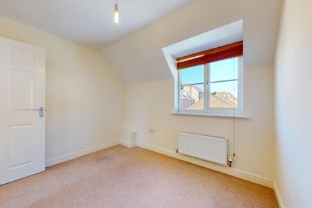 2 bedroom coach house to rent - Photo 3