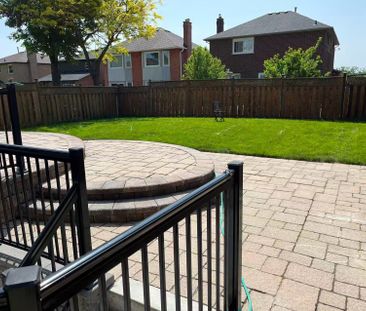 For Lease - 41 Couperthwaite Crescent, Markham, Ontario - Photo 4