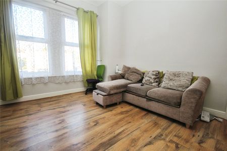 Hythe Road, Thornton Heath, CR7 8QQ - Photo 4