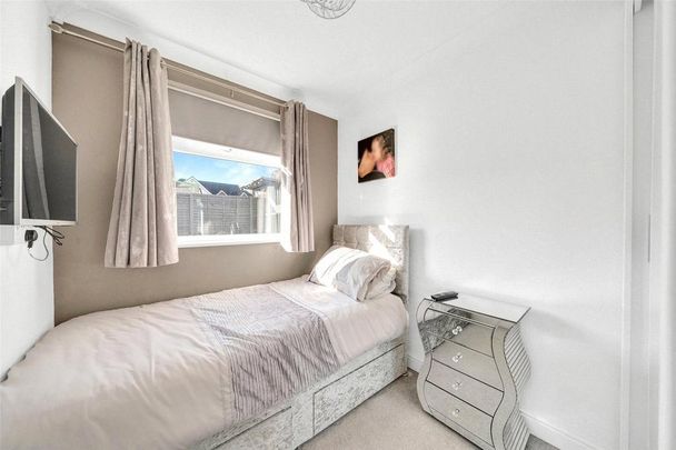 2 bedroom maisonette to rent - Photo 1