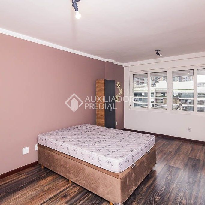 Apartamento JK com 1 quarto e 36m² para alugar em Cidade Baixa, Porto Alegre. - Foto 1